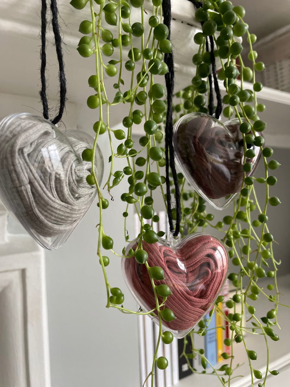 Hanging Heart Side | Beatrice Bayliss